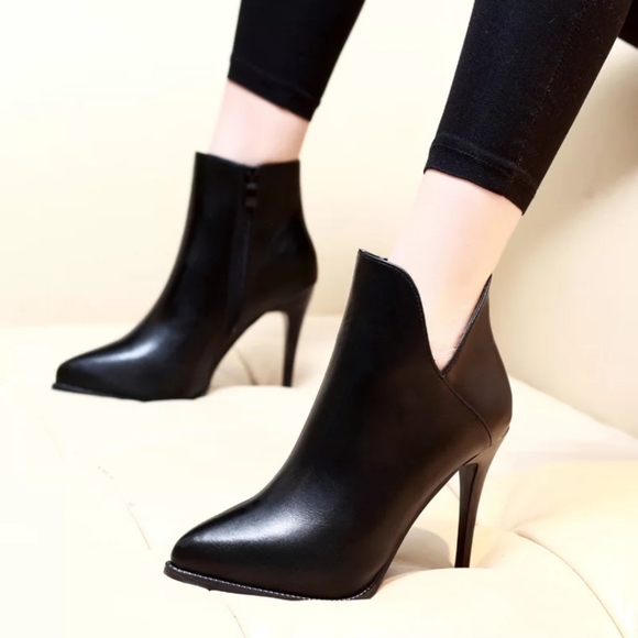 Brand New Cut Out Closed Toe Heeled Ankle Boots - Picture 2 of 14